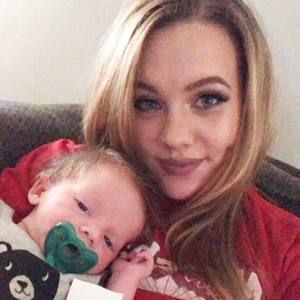 Meet your Posher, Chelsey